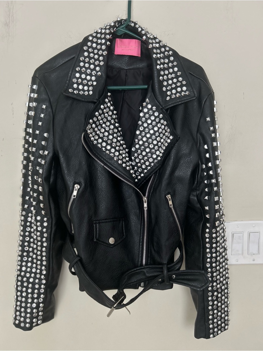 AZALEA WANG black STUDDED MOTO JACKET logo “Scorpio” on the back. Size XL